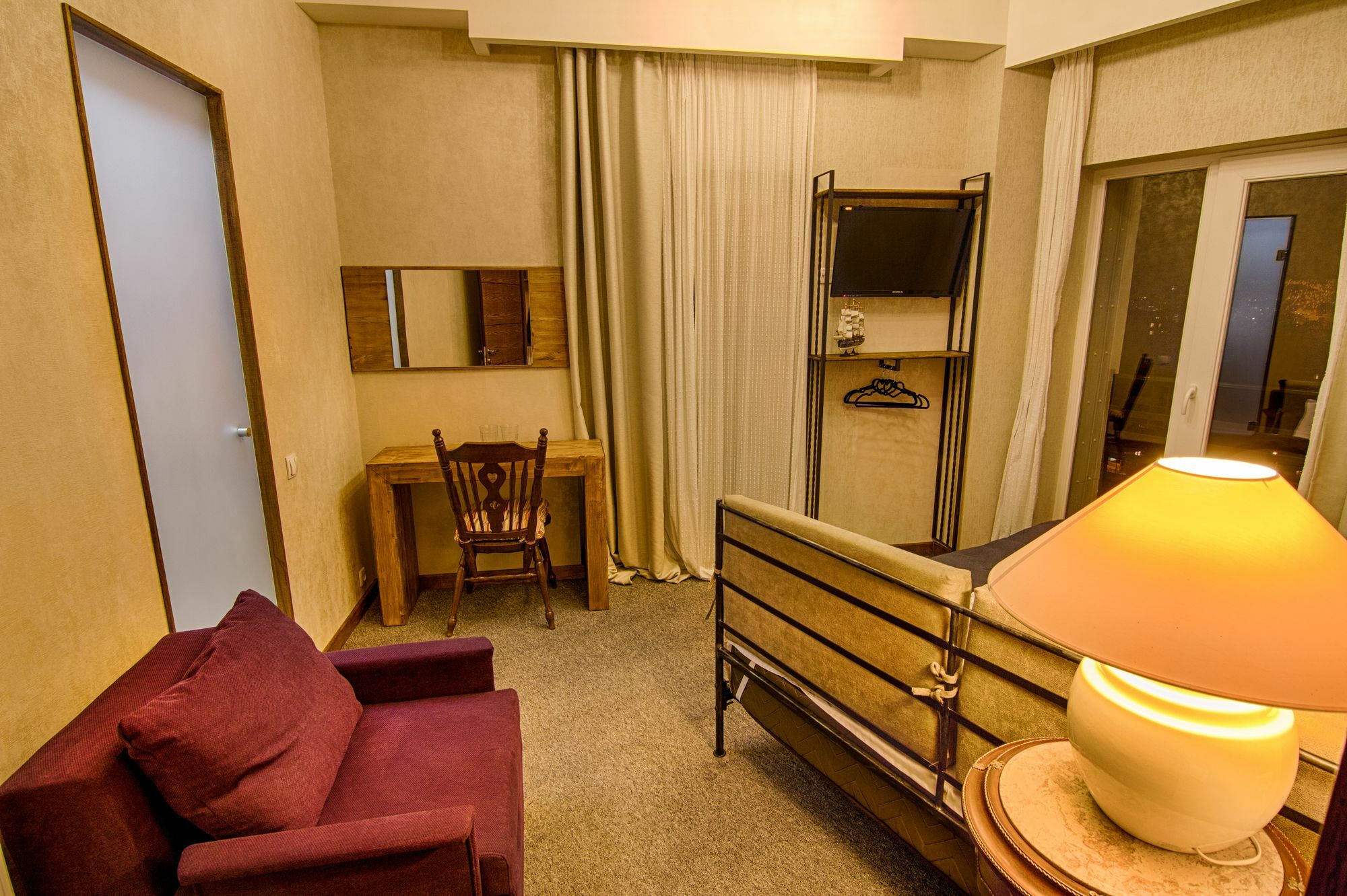 Hotel Salve Τυφλίδα Εξωτερικό φωτογραφία